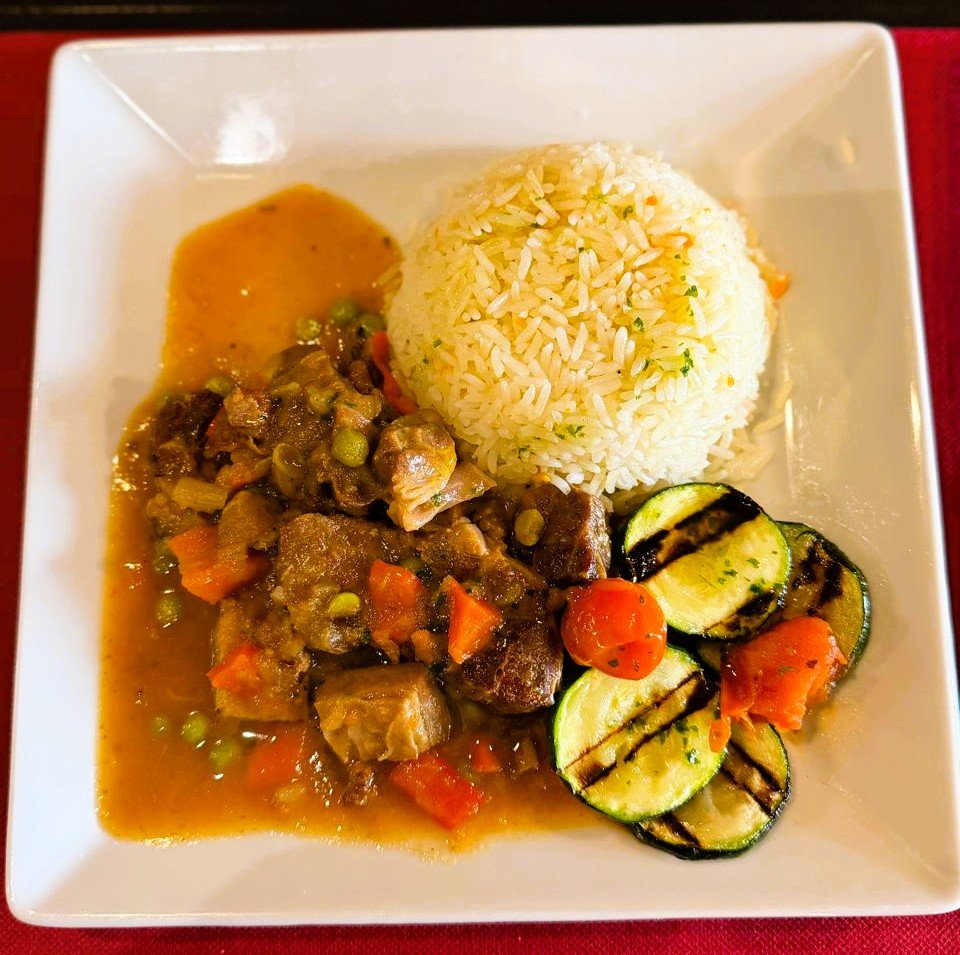 💥💥 Gràcies, Meritxell! A @laalternativa.andorra estem encantats amb la publicació que ens has dedicat sobre el nostre Plat del Dia. És un plaer enorme rebre el suport d’algú amb una trajectòria tan sòlida i estimada dins del món foodie d’Andorra. La Meritxell (@food_and_meri) és una referent gastronòmica al país: passió, criteri, sensibilitat pel producte i una manera molt personal de transmetre la seva experiència a taula. Sempre ha sabut destacar el millor de cada restaurant, i és un honor formar part de les seves recomanacions. Des d’aquí li desitgem el millor en el seu camí professional i en la seva afició per la gastronomia, que tant aporta a tots els que estimem el bon menjar. 🍽️ Plat del dia a @laalternativa.andorra 👉 Tots els dijous i divendres al migdia 👉 Només 12,50 € Gràcies per formar part de la nostra família gastronòmica, Meritxell! 🥰 #andorra #restaurant #restaurantsandorra #lalternativa #foodies @andorraluxurylife @andorrabusinesslovers @tonymz2023 #andorrafoodie #andorrafoodies #andorragastrolovers #gastronomia #gastronomía #platdeldia #restaurantes #natural #reels #reelitfeelit #fitfood #instagram #instagramers